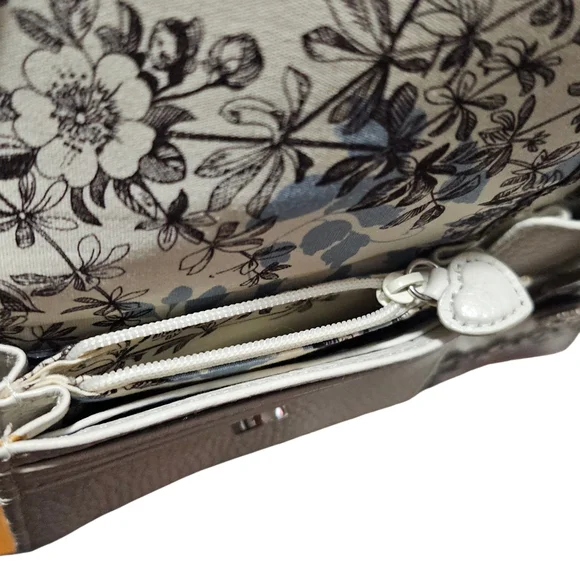 BRIGHTON Enchanted Off White/Cream and Brown Leather Crossbody Bag w Dust Bag